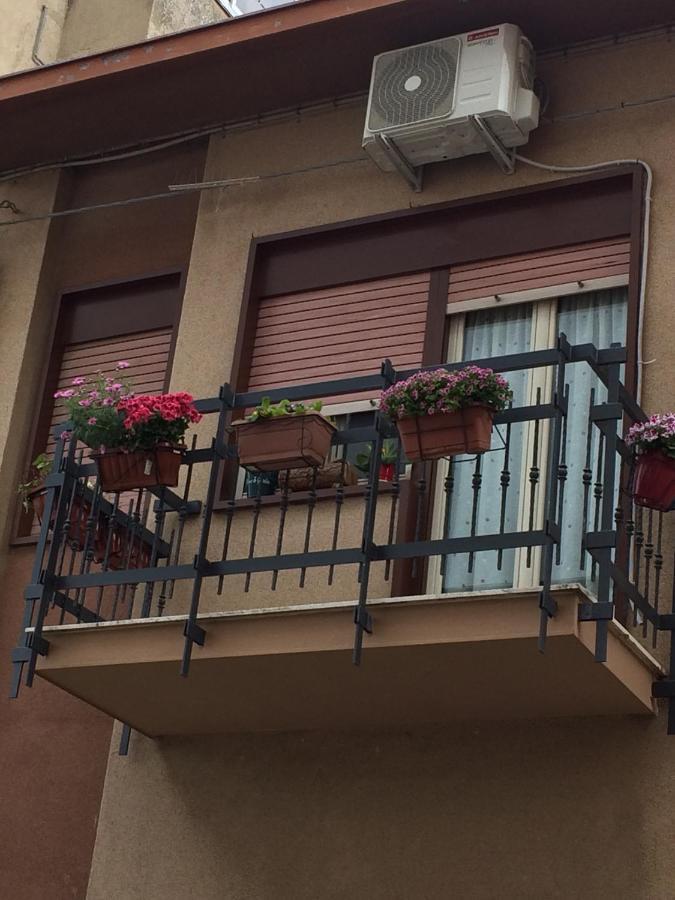 Fontana Di Li Rosi Apartment Campofranco Bagian luar foto