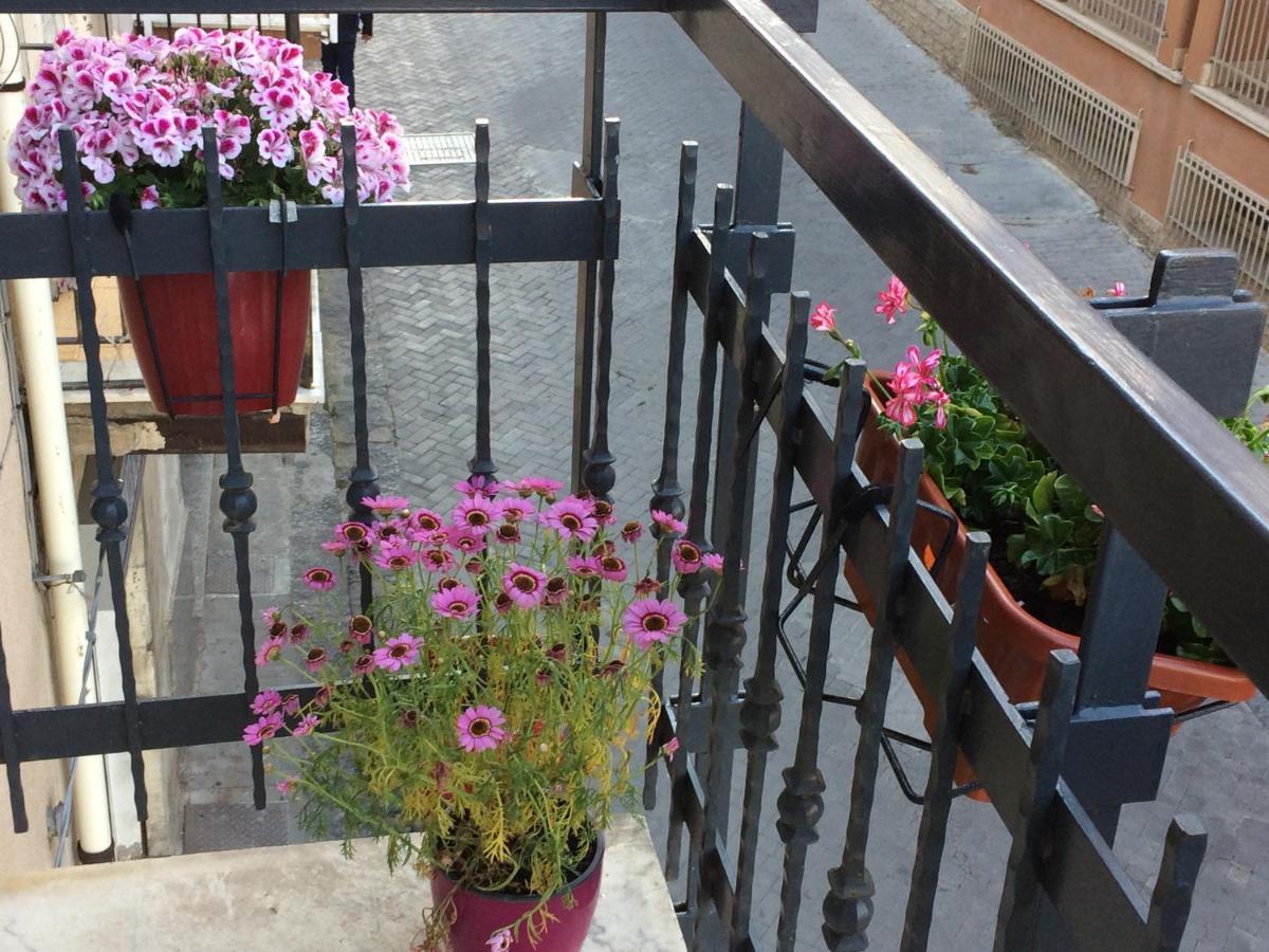 Fontana Di Li Rosi Apartment Campofranco Bagian luar foto