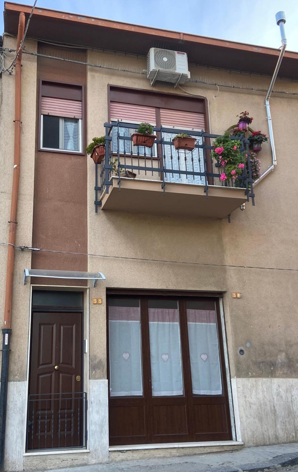 Fontana Di Li Rosi Apartment Campofranco Bagian luar foto